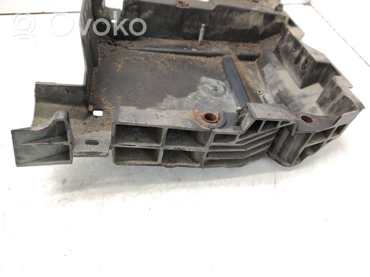 Renault Espace -  Grand espace IV Battery tray 8200412898