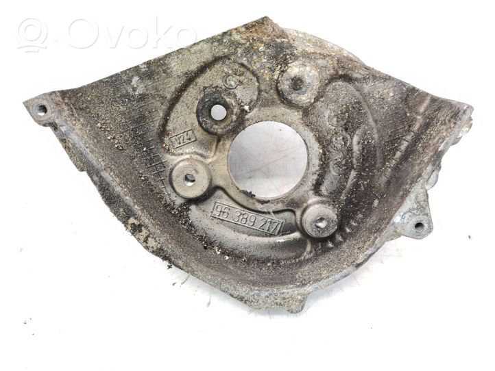 Citroen Xsara Picasso Supporto della pompa del carburante 96389217