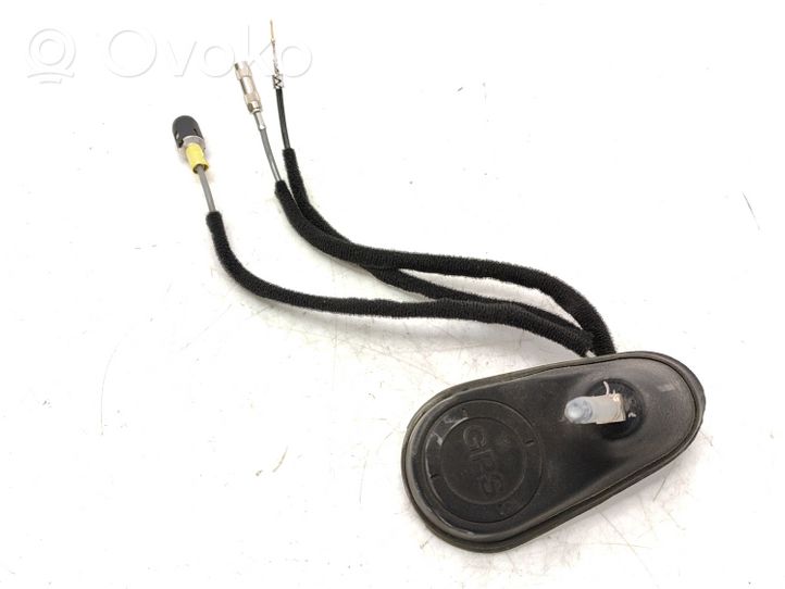 Audi A6 S6 C5 4B Antena aérea GPS 8L0035501E