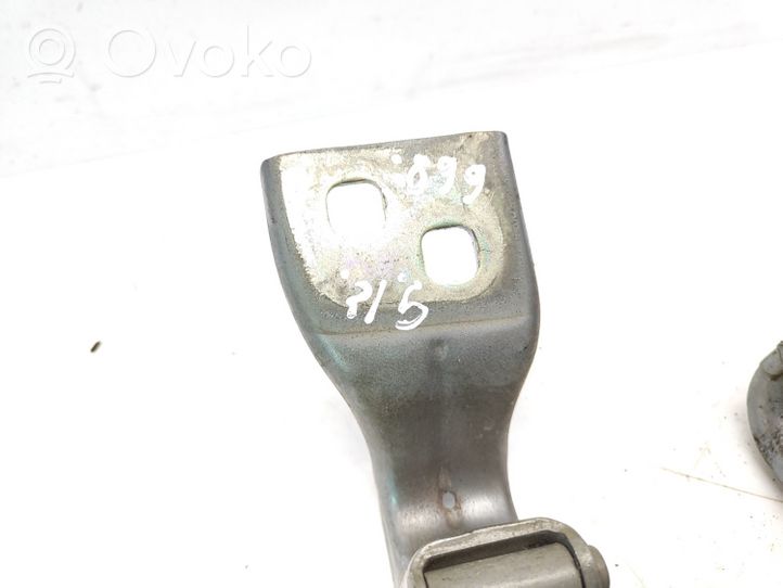 Opel Astra J Tailgate/trunk/boot hinge Z179