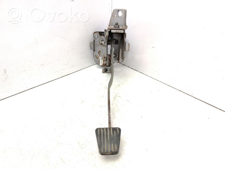 Chevrolet Tacuma Clutch pedal U2005133