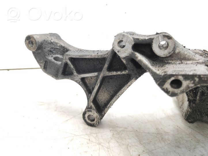 Volkswagen Transporter - Caravelle T4 Support, suspension du moteur 074145169F