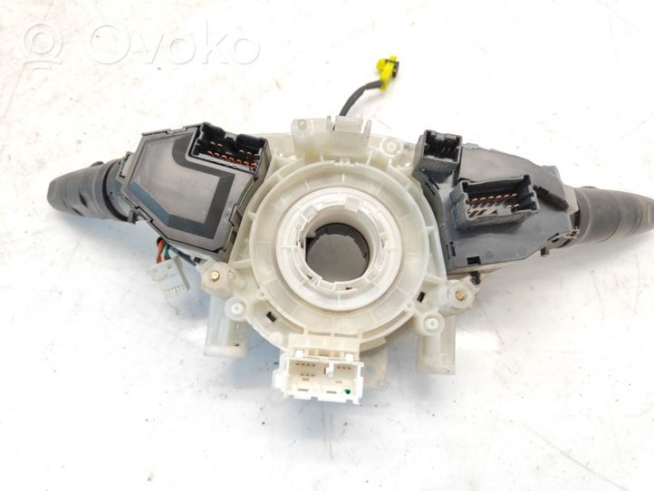 Nissan Almera Tino Leva/interruttore dell’indicatore di direzione e tergicristallo 25540AV600