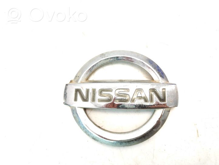 Nissan Micra Mostrina con logo/emblema della casa automobilistica 62890AX600