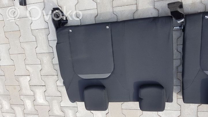 Dacia Duster II Asiento trasero 