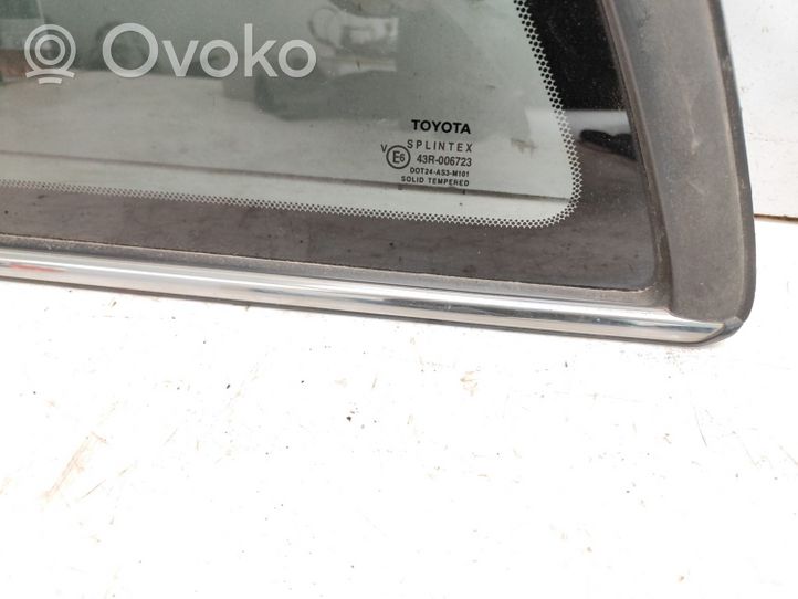 Toyota Avensis T250 Fenêtre latérale avant / vitre triangulaire 43R006723