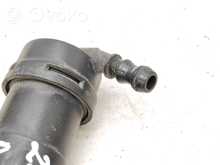 Audi A6 S6 C6 4F Ugello a spruzzo lavavetri per faro 4F0955276