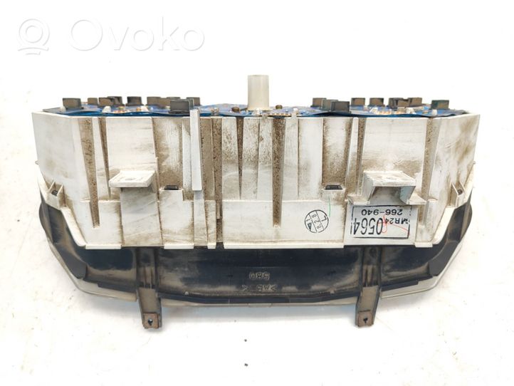 Mitsubishi Space Wagon Compteur de vitesse tableau de bord MR240564