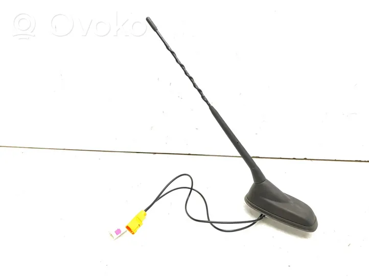 Opel Corsa F Radion antenni 9819668080
