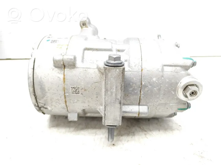 Opel Corsa F Ilmastointilaitteen kompressorin pumppu (A/C) 9847929580