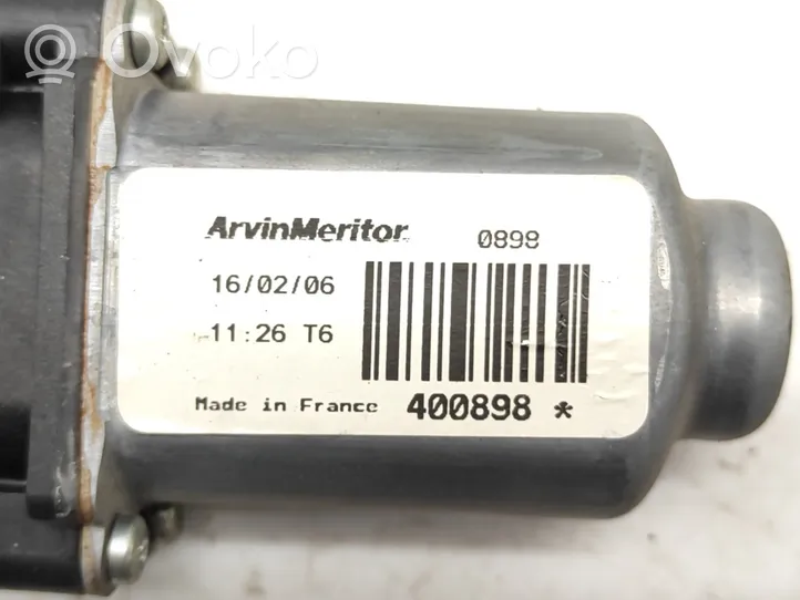 Hyundai Sonata Moteur de lève-vitre de porte arrière 400898