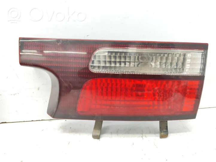 Toyota Previa (XR30, XR40) II Lampy tylnej klapy bagażnika 28144