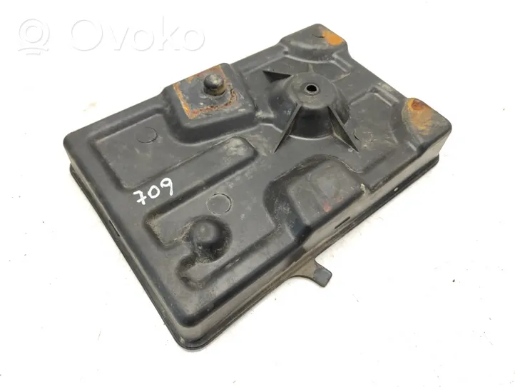 Mazda 626 Vassoio batteria GE4V56041