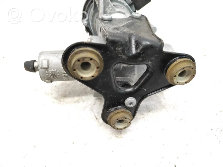 Volkswagen Golf VII Główny cylinder hamulca 0132018008