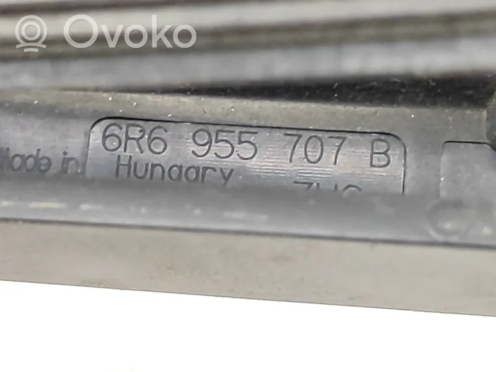Volkswagen Golf VII Galinio stiklo valytuvo kojelė 6R6955707B
