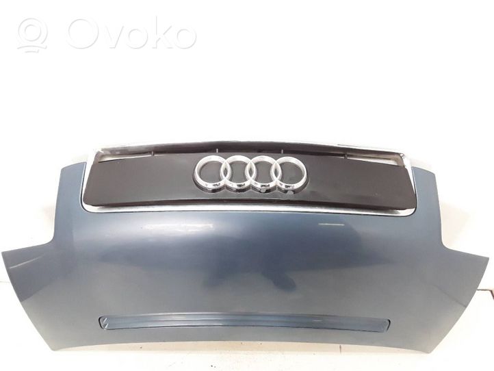 Audi A2 Dangtis variklio (kapotas) 8Z0010155E