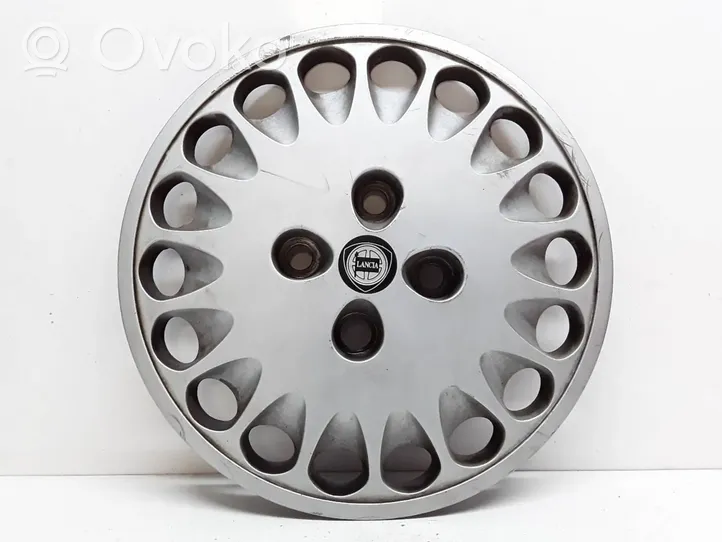 Lancia Y10 Original wheel cap 