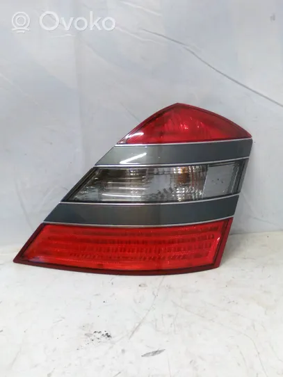 Mercedes-Benz S W221 Lampa tylna A2218200264