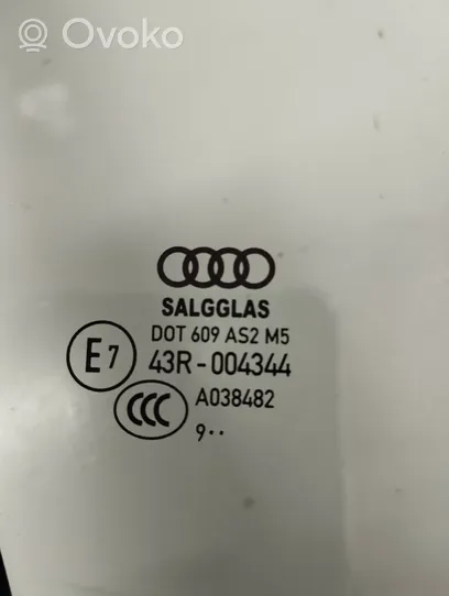 Audi Q7 4M Szyba karoseryjna drzwi przednich 4M0845114A