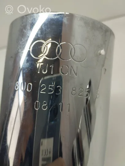 Audi Q3 8U Äänenvaimentimen verhoilu 8U0253825B