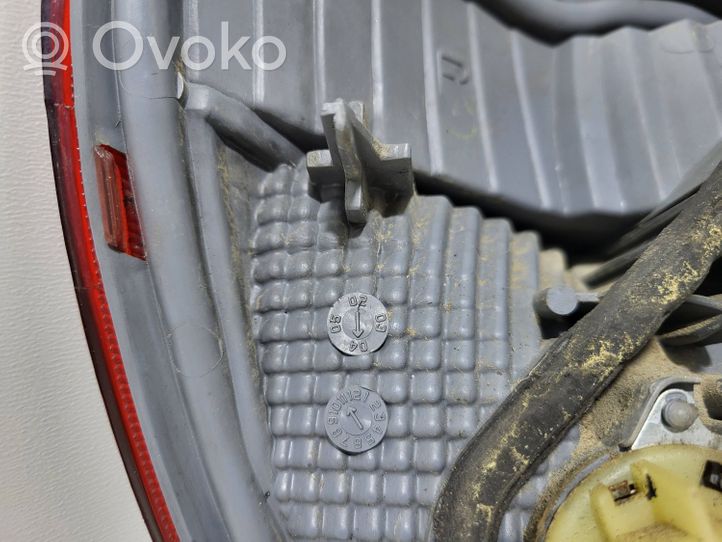 Toyota Yaris Galinis žibintas kėbule 52053