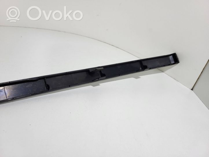 Opel Meriva A Dashboard glove box trim 464652911