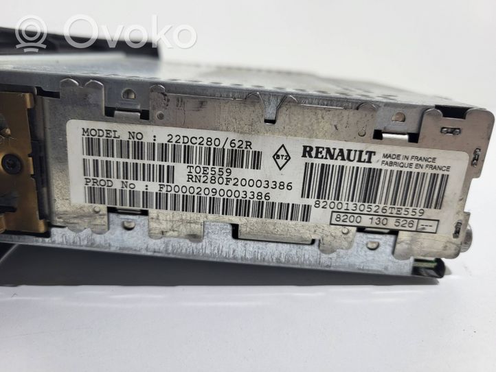 Renault Scenic RX Radio/CD/DVD/GPS head unit 8200130526A