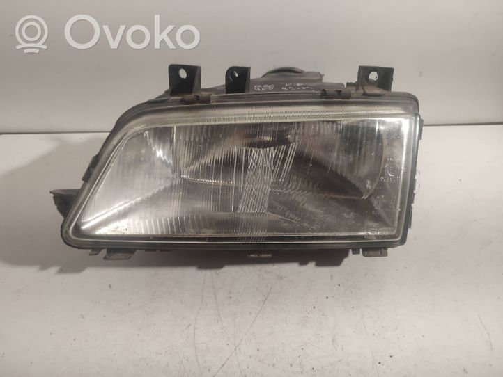 Peugeot 405 Lampa przednia 9615033680