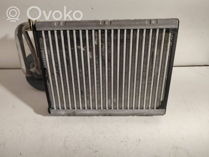 BMW 5 F10 F11 Air conditioning (A/C) radiator (interior) U7589002