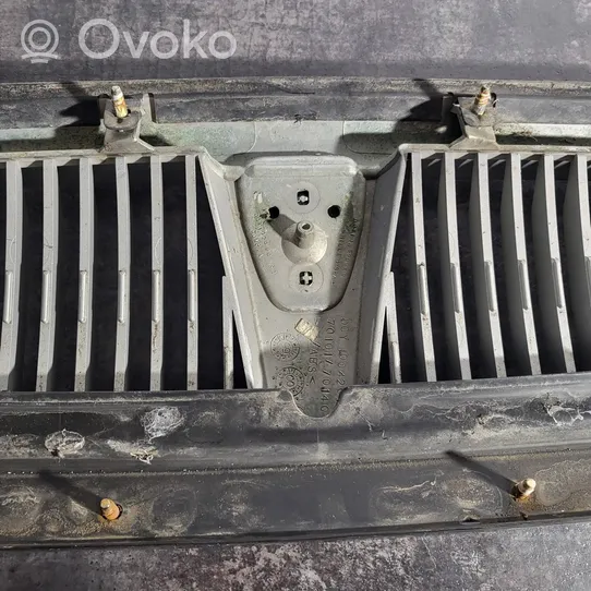 Rover 45 Maskownica / Grill / Atrapa górna chłodnicy 7010170140
