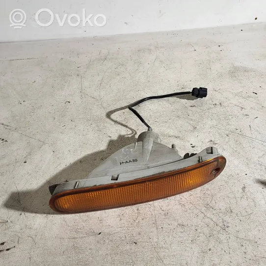 Mazda 121 Frontblinker 0450682