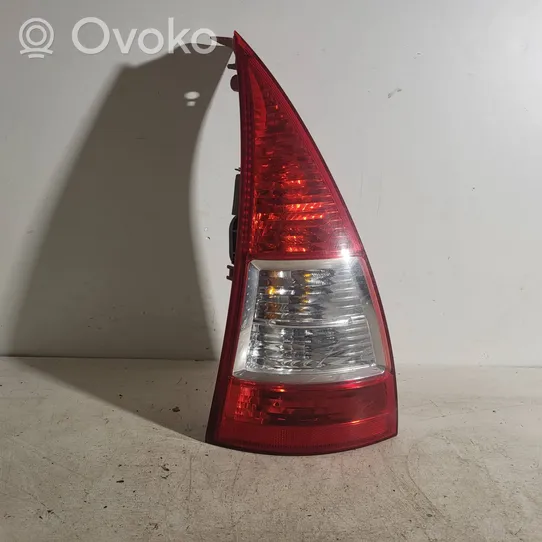 Citroen C3 Lampy tylnej klapy bagażnika E204060