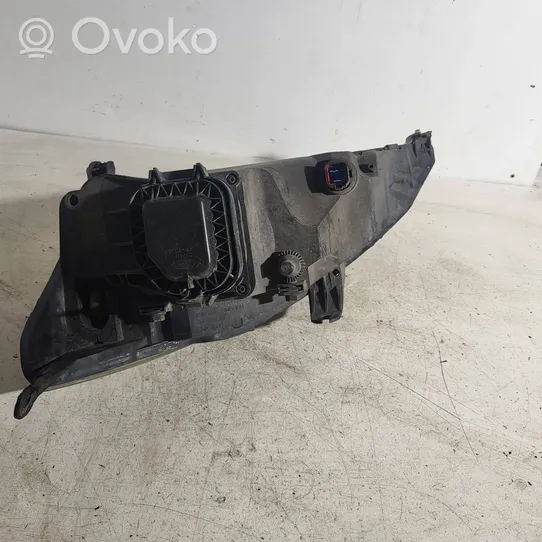 Ford Focus Phare frontale E4209423