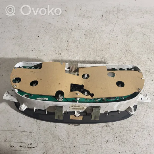 Chrysler Voyager Tachimetro (quadro strumenti) P04685629AB