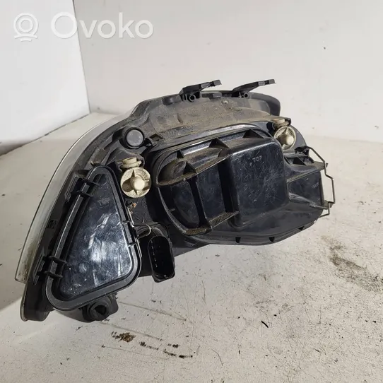 Seat Ibiza III (6L) Lampa przednia 02A011920