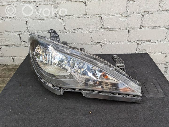 Chrysler Pacifica Headlight/headlamp 68228944AC