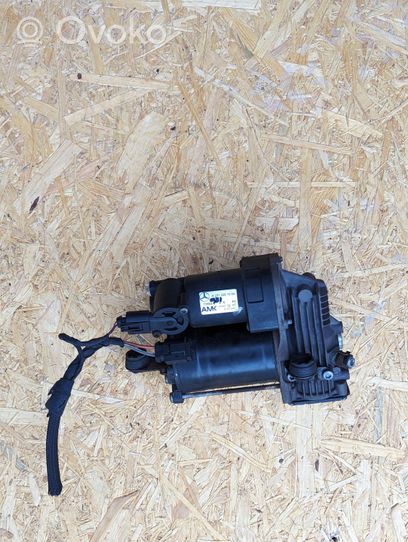 Mercedes-Benz R W251 Air suspension compressor/pump A2513201004