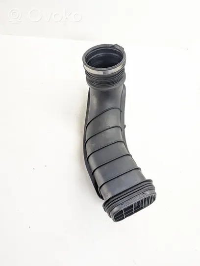 BMW 5 F10 F11 Tube d'admission d'air 8508047