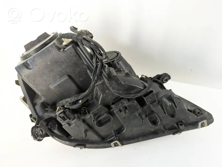 Mercedes-Benz GL X164 Lampa przednia A1648260391