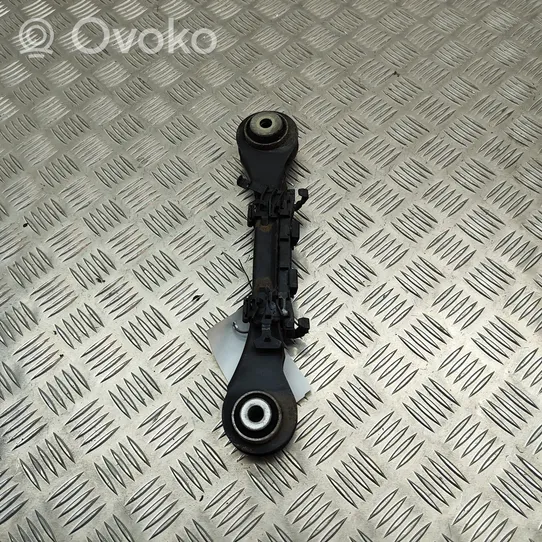 BMW 4 F36 Gran coupe Brazo de suspensión/horquilla superior trasero 6792543