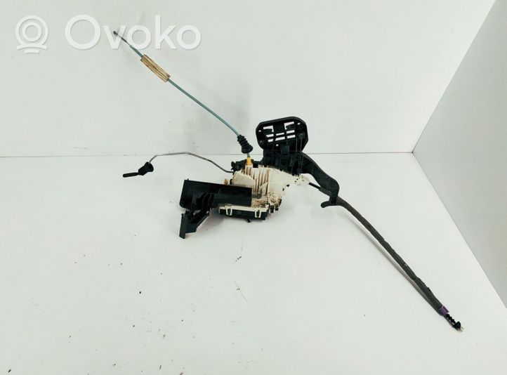 Mercedes-Benz B W246 W242 Front door lock 