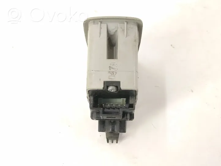 Mercedes-Benz R W251 Tailgate opening switch 