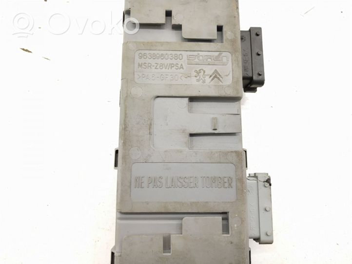 Peugeot 607 Oven ohjainlaite/moduuli 