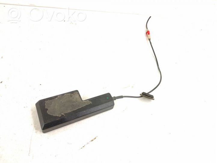 Mercedes-Benz E W211 Antenna autoradio 