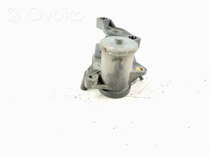 Mercedes-Benz C W204 other engine part 