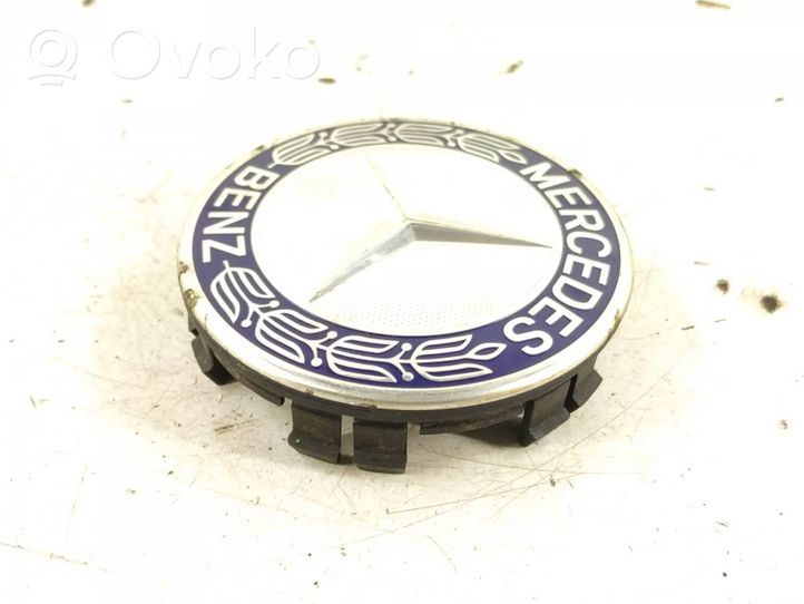 Mercedes-Benz C W204 Radnabendeckel Felgendeckel (nicht original) 1714000125