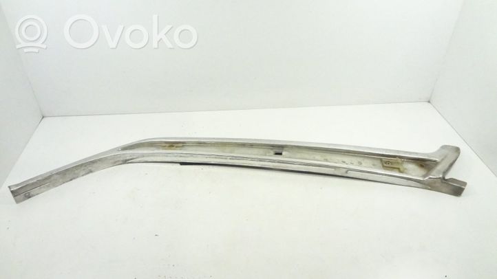 Mercedes-Benz S W116 Etuoven lasin muotolista 1166980689