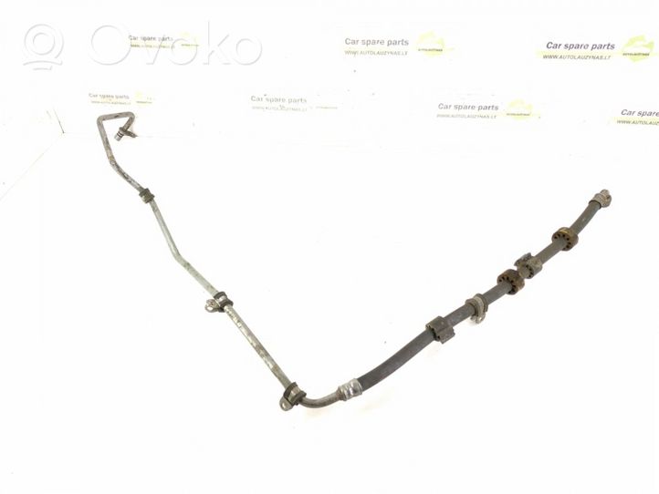 Mercedes-Benz G W461 463 Tubo flessibile del radiatore dell’olio del cambio 