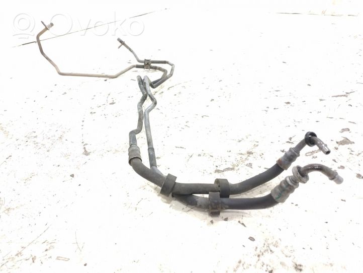 Mercedes-Benz C W205 Gearbox oil cooler pipe/hose 