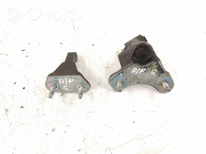 Mercedes-Benz GLK (X204) Rear door lower hinge 